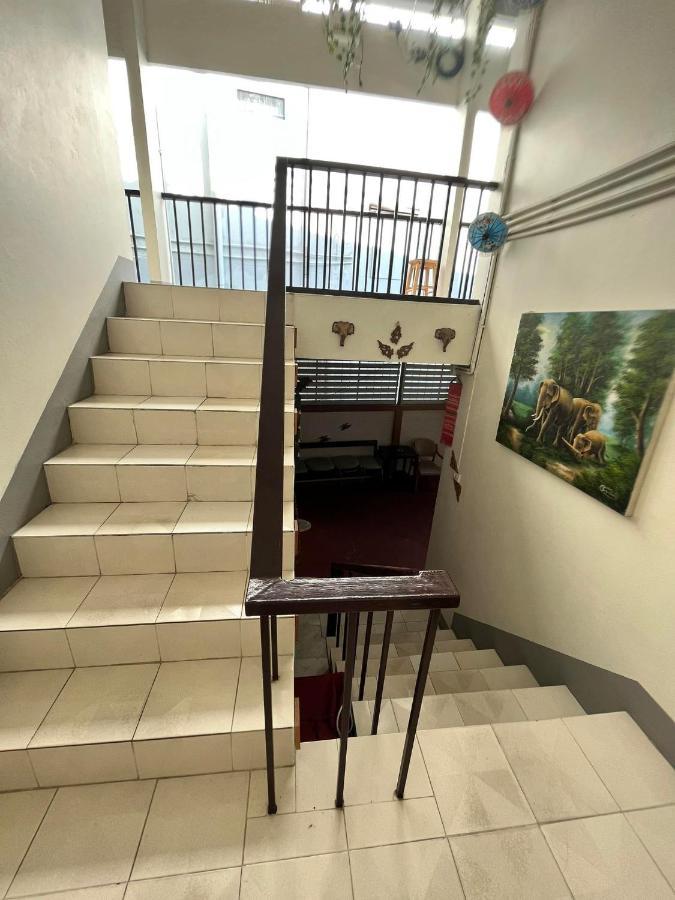 דירות צ'יאנג מאי Baan Rachaya מראה חיצוני תמונה